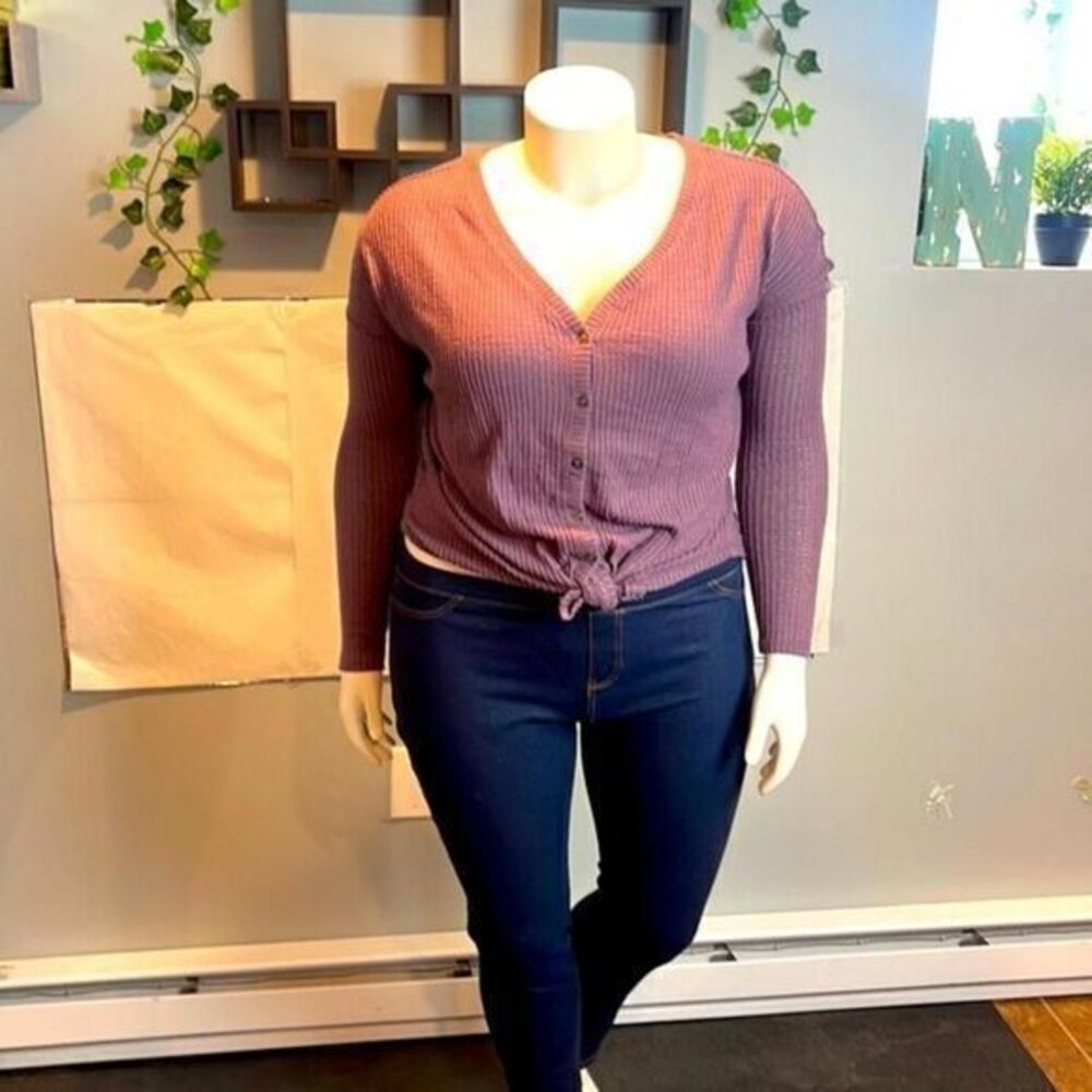 Dusty‎ Lila Waffle Knit Button Down Lightweight Button Down Top Size M
